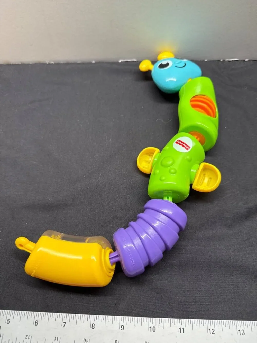 Fisher-Price 2011 Baby Click Clack Caterpillar Colorful Rattle Toy For Sensory P